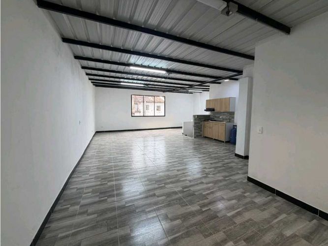 Local en arriendo en Campo Valdes No.1, Medellín, 85 m² · foto 5 de 5