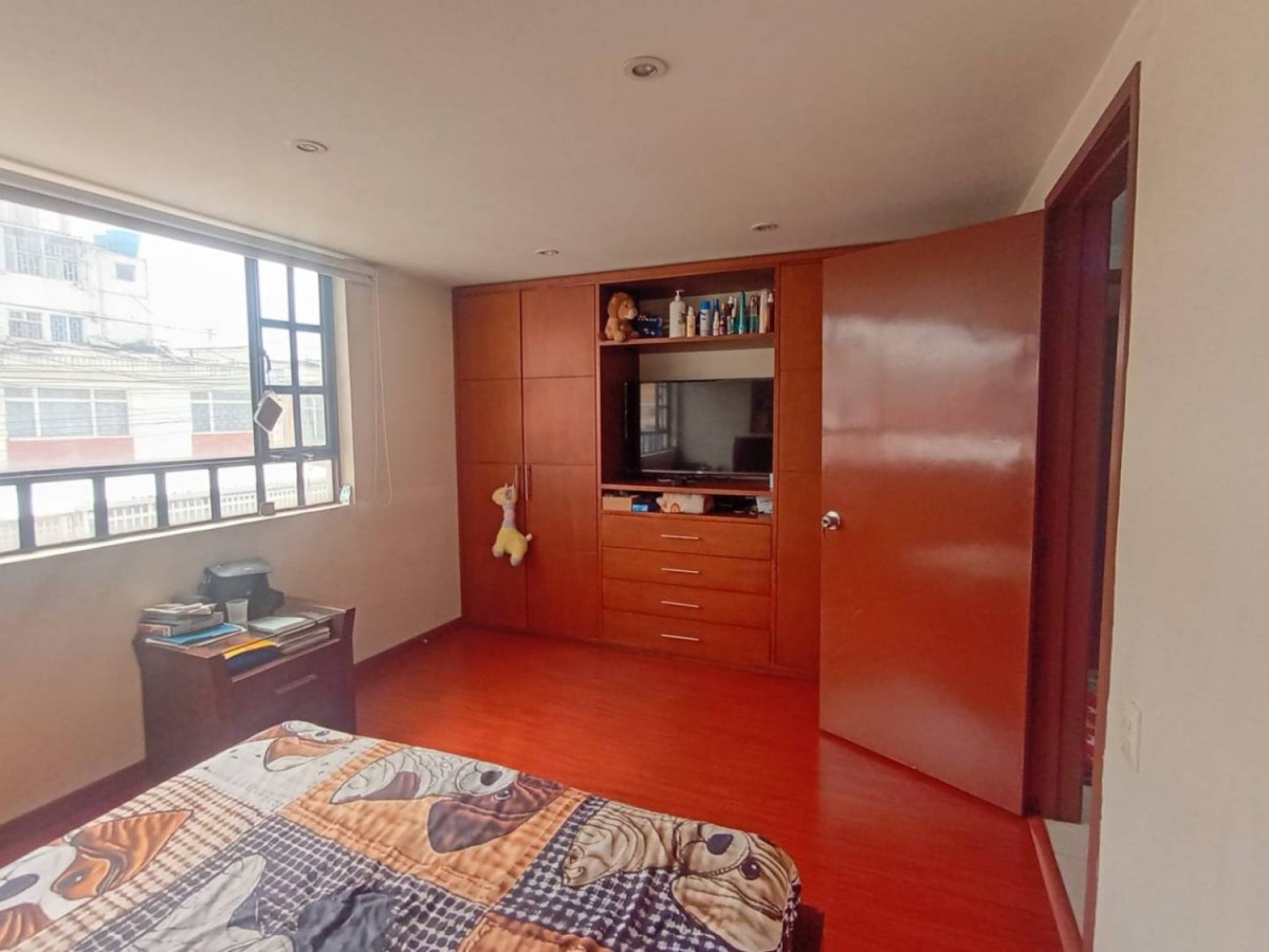 Casa en venta en Ciudad Jardin Sur, Bogotá · foto 2 de 24