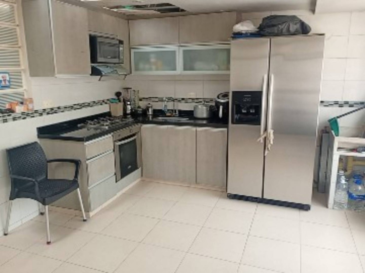 Casa en venta en Ciudad Jardin Sur, Bogotá · foto 16 de 24