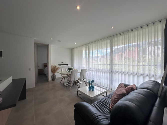 Apartamento de 1 alcoba en arriendo en El Poblado, Medellín, 65 m² · foto 2 de 20