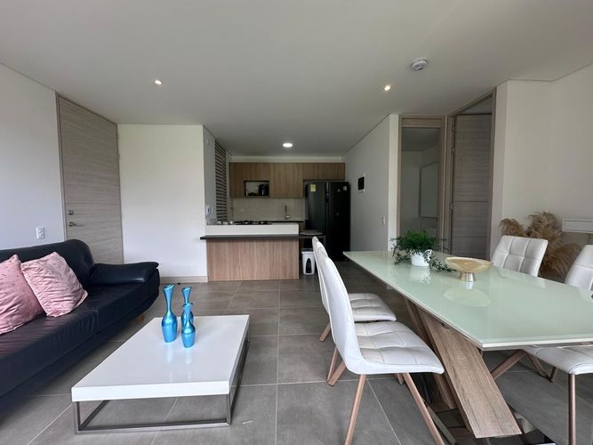 Apartamento de 1 alcoba en arriendo en El Poblado, Medellín, 65 m² · foto 4 de 20