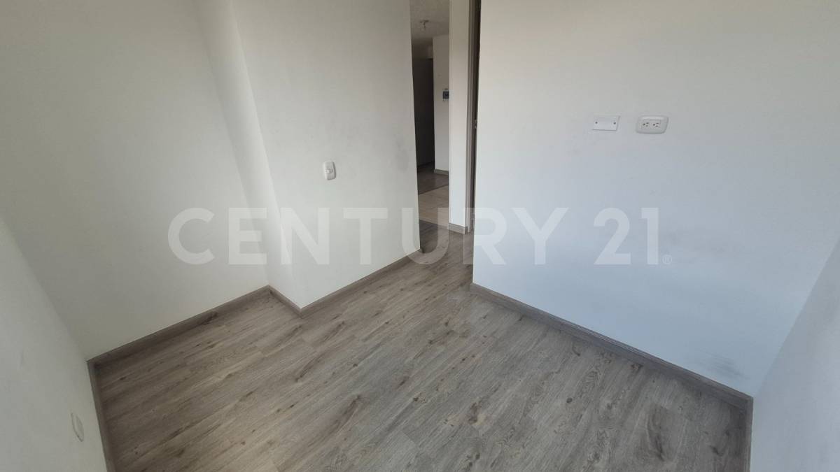Apartamento en venta en Madelena, Bogotá · foto 8 de 19