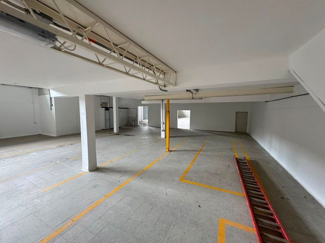 Bodega en arriendo en Cristo Rey, Medellín, 1200 m² · foto 6 de 20