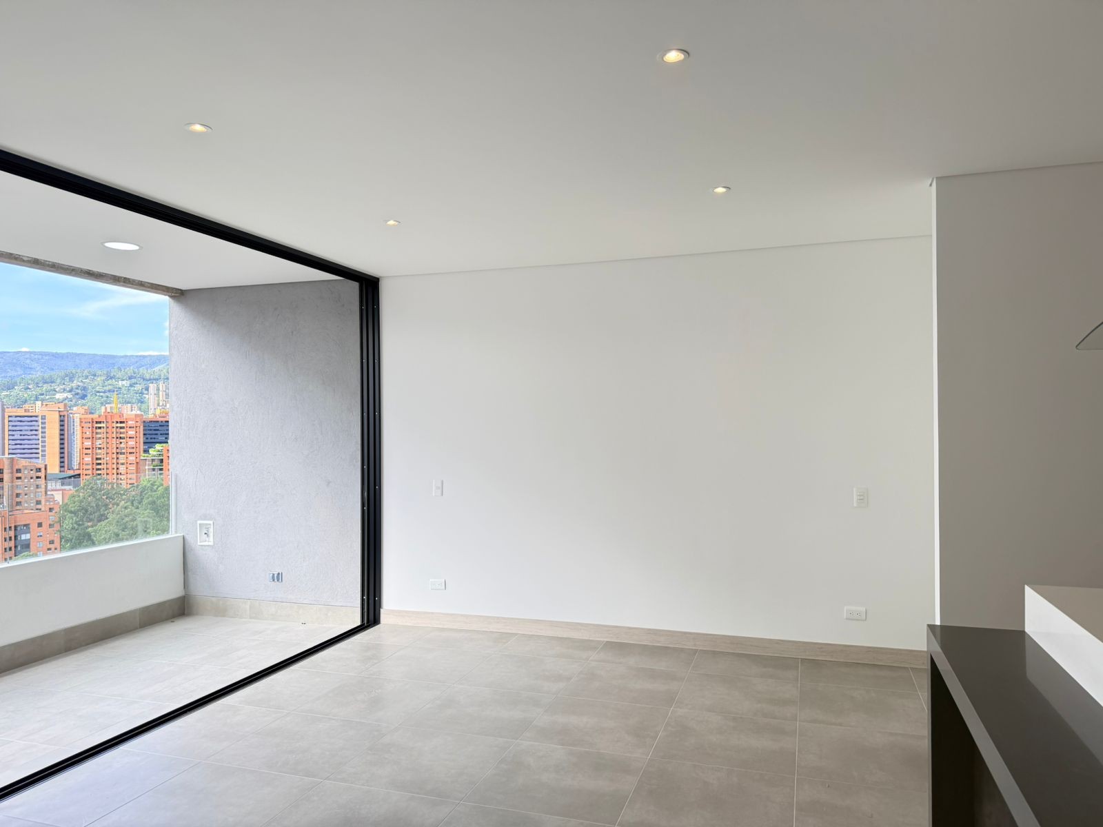 Apartamento en arriendo en El Poblado, Medellín · foto 10 de 16