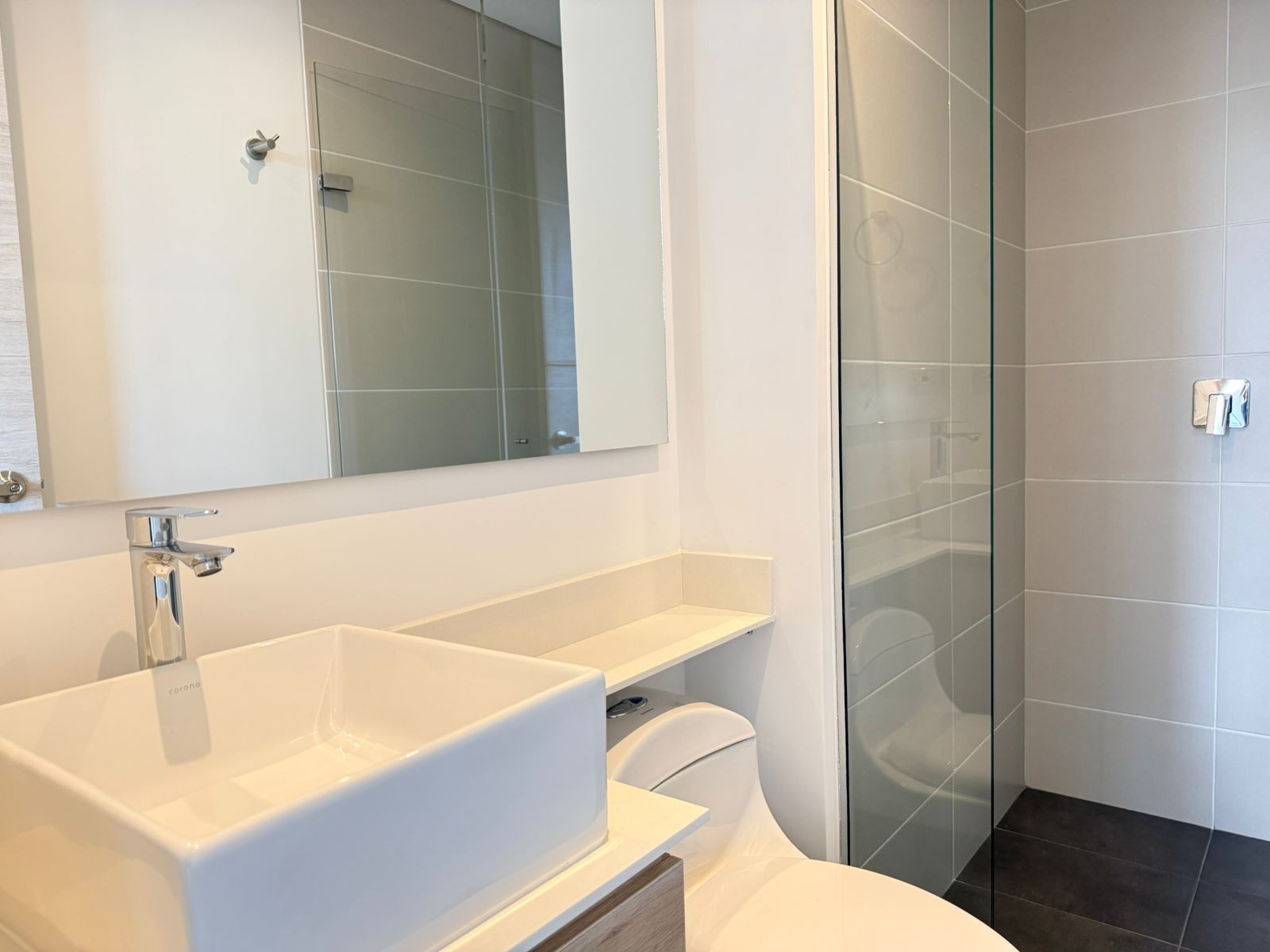 Apartamento en arriendo en El Poblado, Medellín · foto 14 de 16