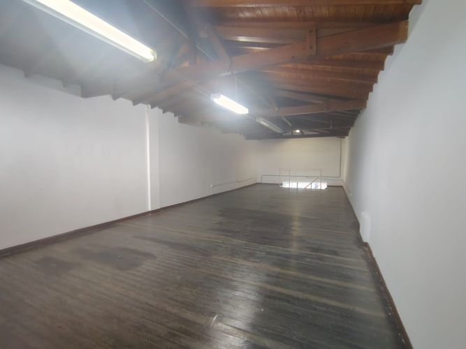 Oficina en arriendo en Cristo Rey, Medellín, 210 m² · foto 5 de 12