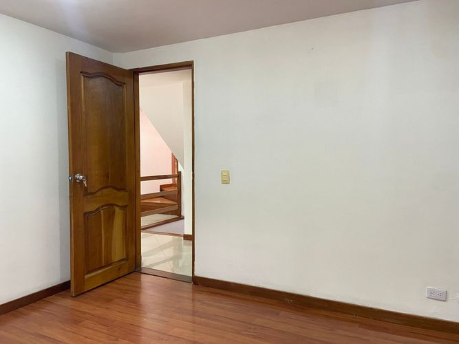 Casa de 3 alcobas en venta en Vegas De La Doctora, Sabaneta, 217 m² · foto 8 de 19