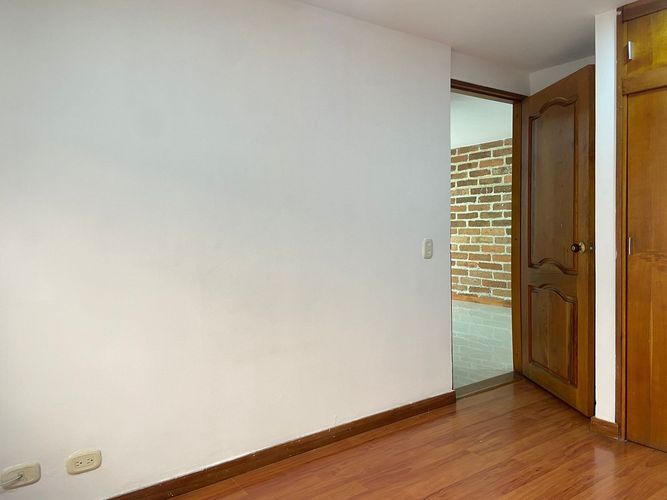 Casa de 3 alcobas en venta en Vegas De La Doctora, Sabaneta, 217 m² · foto 12 de 19