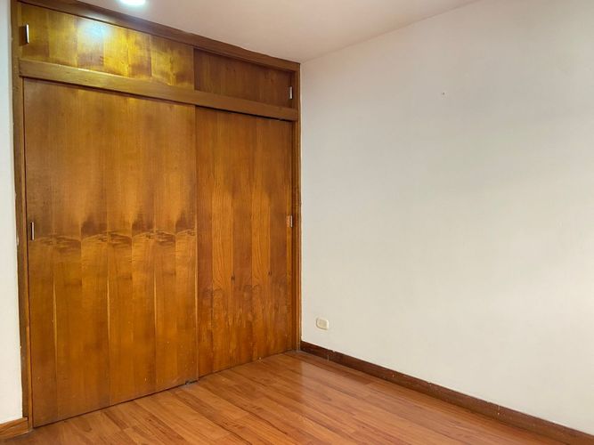 Casa de 3 alcobas en venta en Vegas De La Doctora, Sabaneta, 217 m² · foto 11 de 19