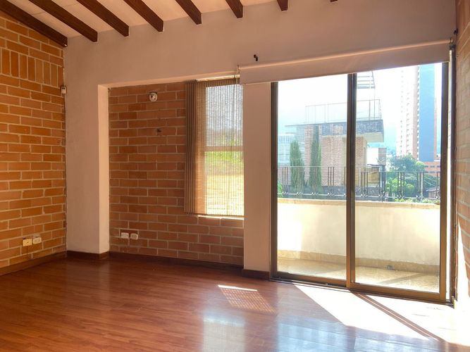 Casa de 3 alcobas en venta en Vegas De La Doctora, Sabaneta, 217 m² · foto 15 de 19