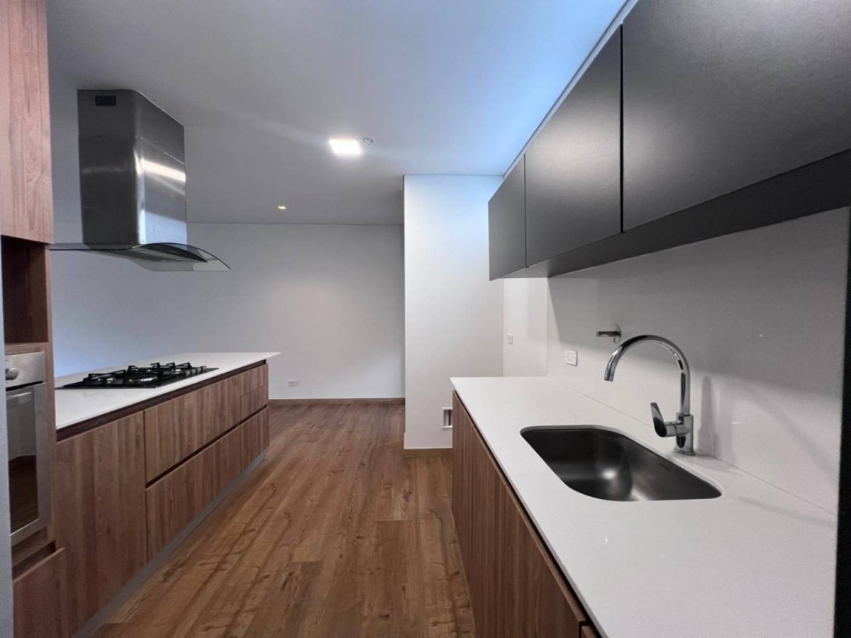 Apartment for sale in Altos del poblado, Medellín 4