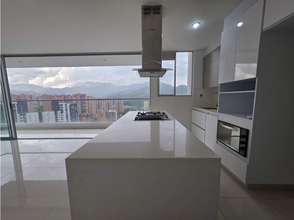 2BR Apartment in Las palmas (95 m²) for Sale - 3