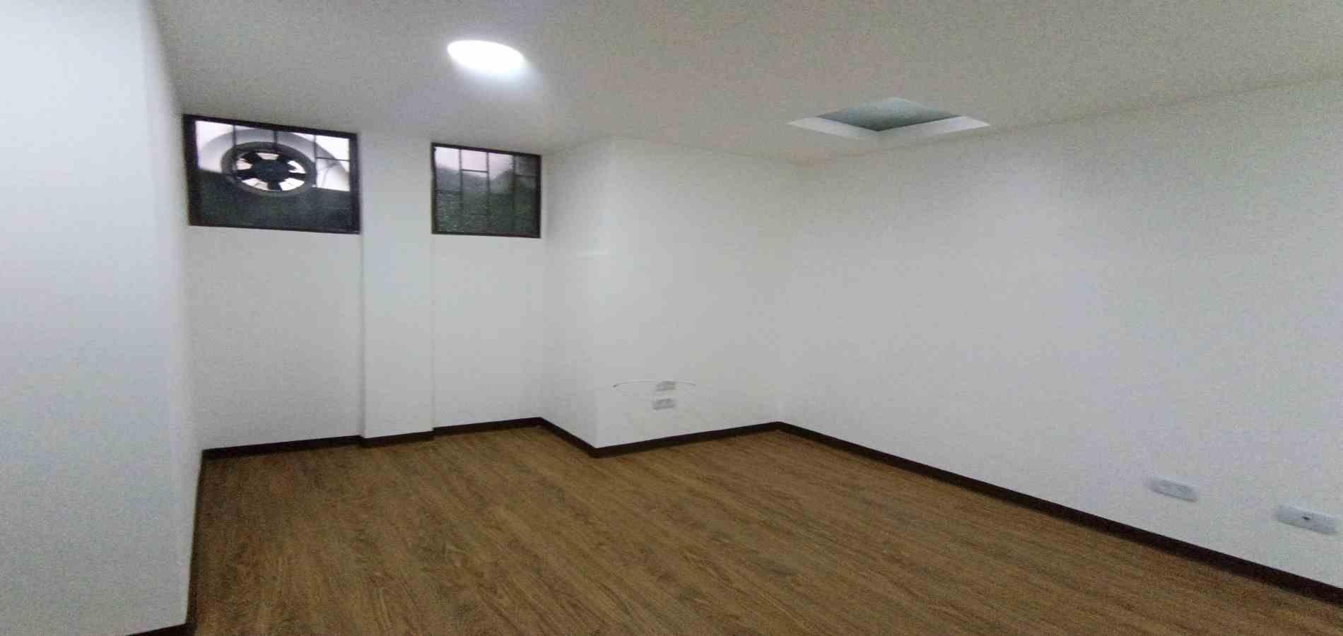 Office for rent in El centro, Manizales