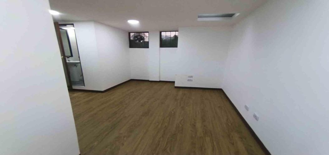 Oficina en arriendo en El Centro, Manizales, 19 m² · foto 6 de 20