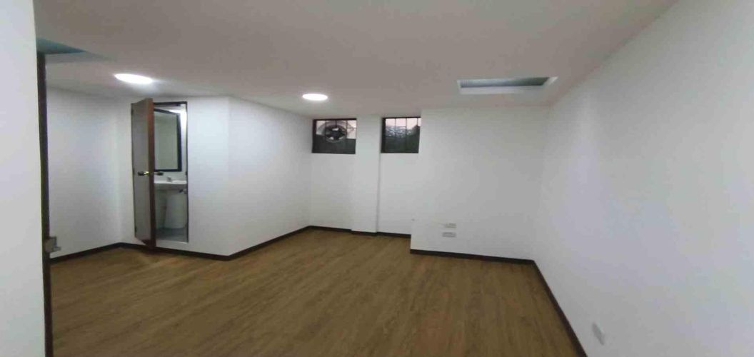 Oficina en arriendo en El Centro, Manizales, 19 m² · foto 7 de 20