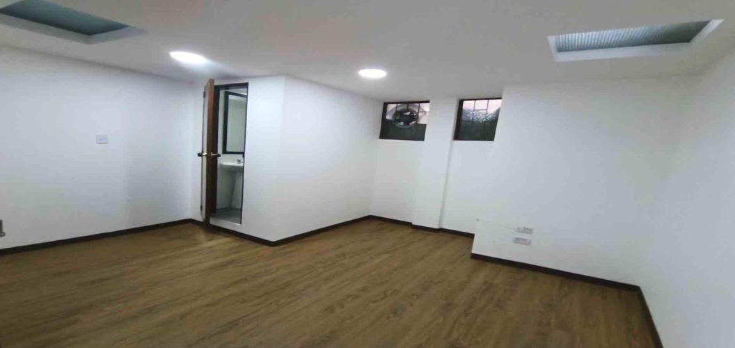 Oficina en arriendo en El Centro, Manizales, 19 m² · foto 8 de 20