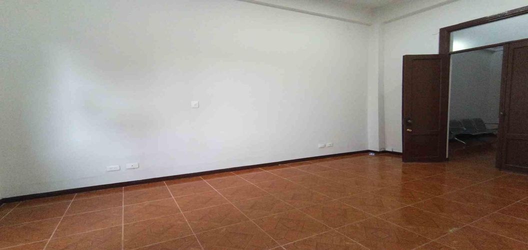 Oficina en arriendo en El Centro, Manizales, 25 m² · foto 11 de 16