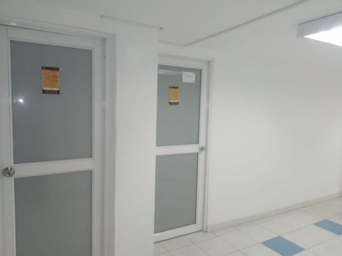 Oficina en arriendo en Camparola, Itagüí, 300 m² · foto 12 de 18