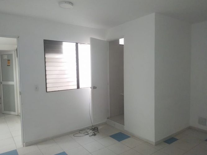 Oficina en arriendo en Camparola, Itagüí, 300 m² · foto 9 de 18