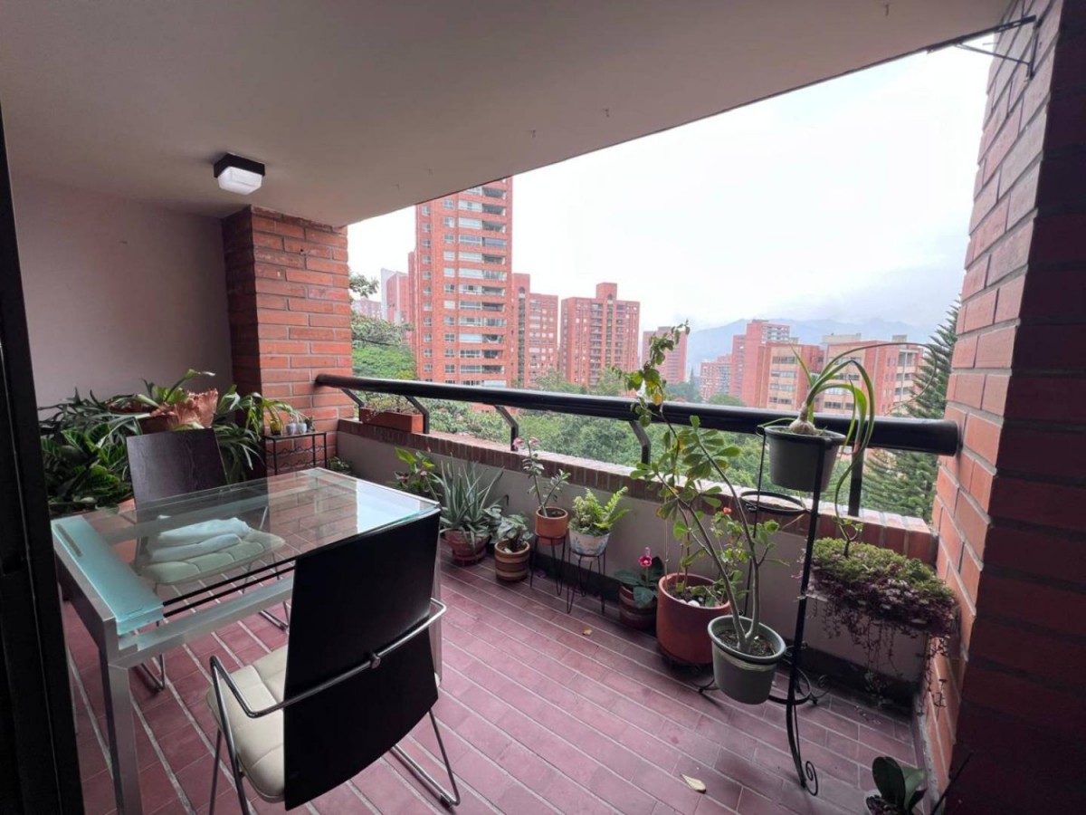 Apartment for sale in El Poblado, Medellín