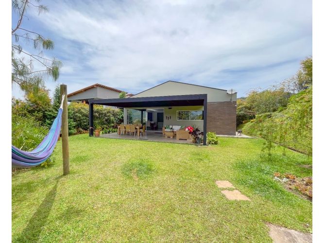 Casa de 5 alcobas en venta en Pantanillo, El Retiro, 390 m² · foto 7 de 23