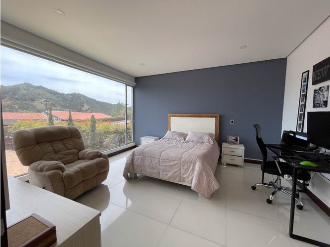 Casa de 5 alcobas en venta en Pantanillo, El Retiro, 390 m² · foto 15 de 23