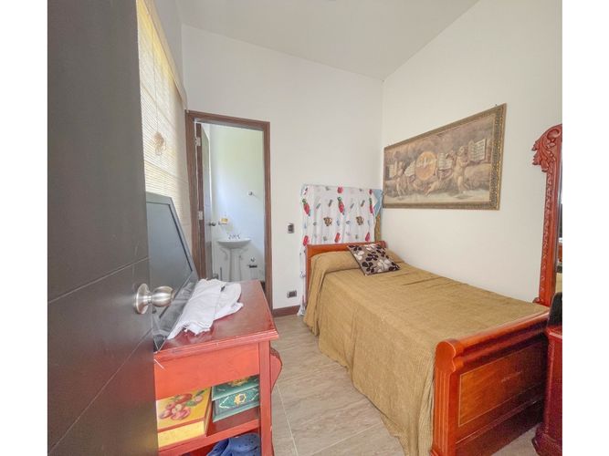 Casa de 5 alcobas en venta en Pantanillo, El Retiro, 390 m² · foto 19 de 23