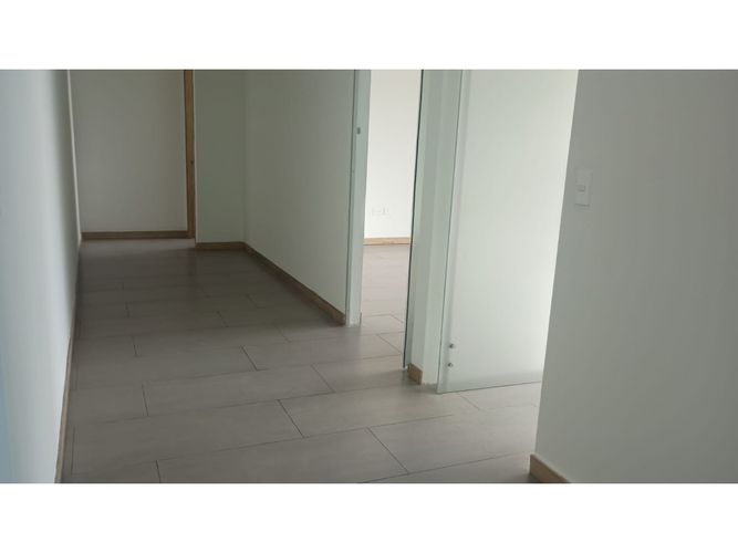 Oficina en arriendo en Los Alpes, Pereira, 82 m² · foto 10 de 18