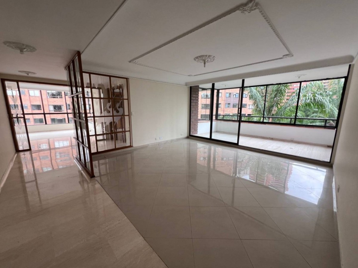 Apartamento en venta en La Tomatera, Medellín 2