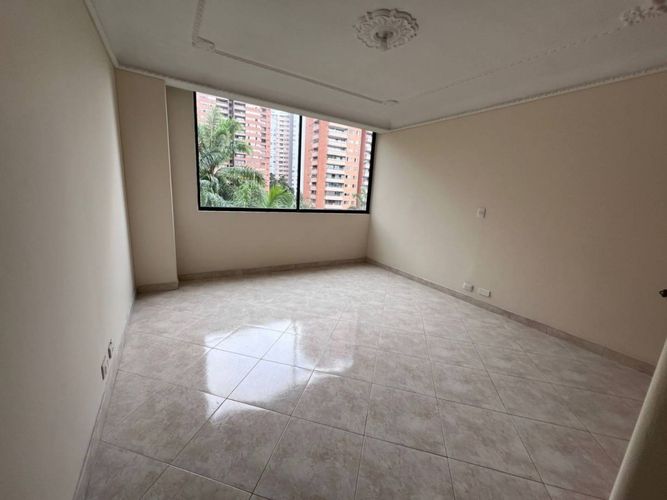 Apartamento de 4 alcobas en venta en La Tomatera, Medellín, 260 m² · foto 17 de 24