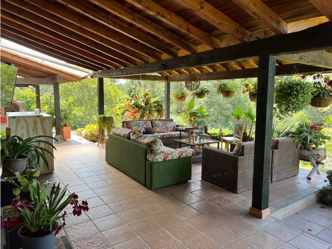 Casa de 4 alcobas en venta en El Chuscal, El Retiro, 380 m² · foto 10 de 13