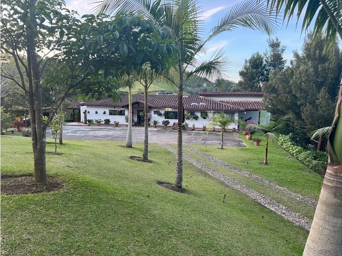Casa de 4 alcobas en venta en El Chuscal, El Retiro, 380 m² · foto 11 de 13