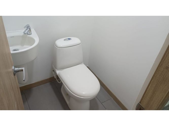 Oficina en arriendo en Los Alpes, Pereira, 44 m² · foto 17 de 18