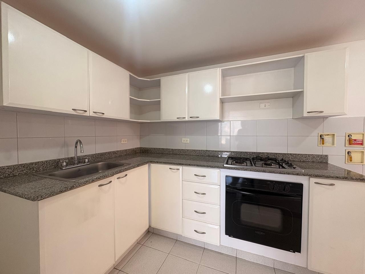 Apartamento en arriendo en Llano Grande, Rionegro · foto 2 de 15