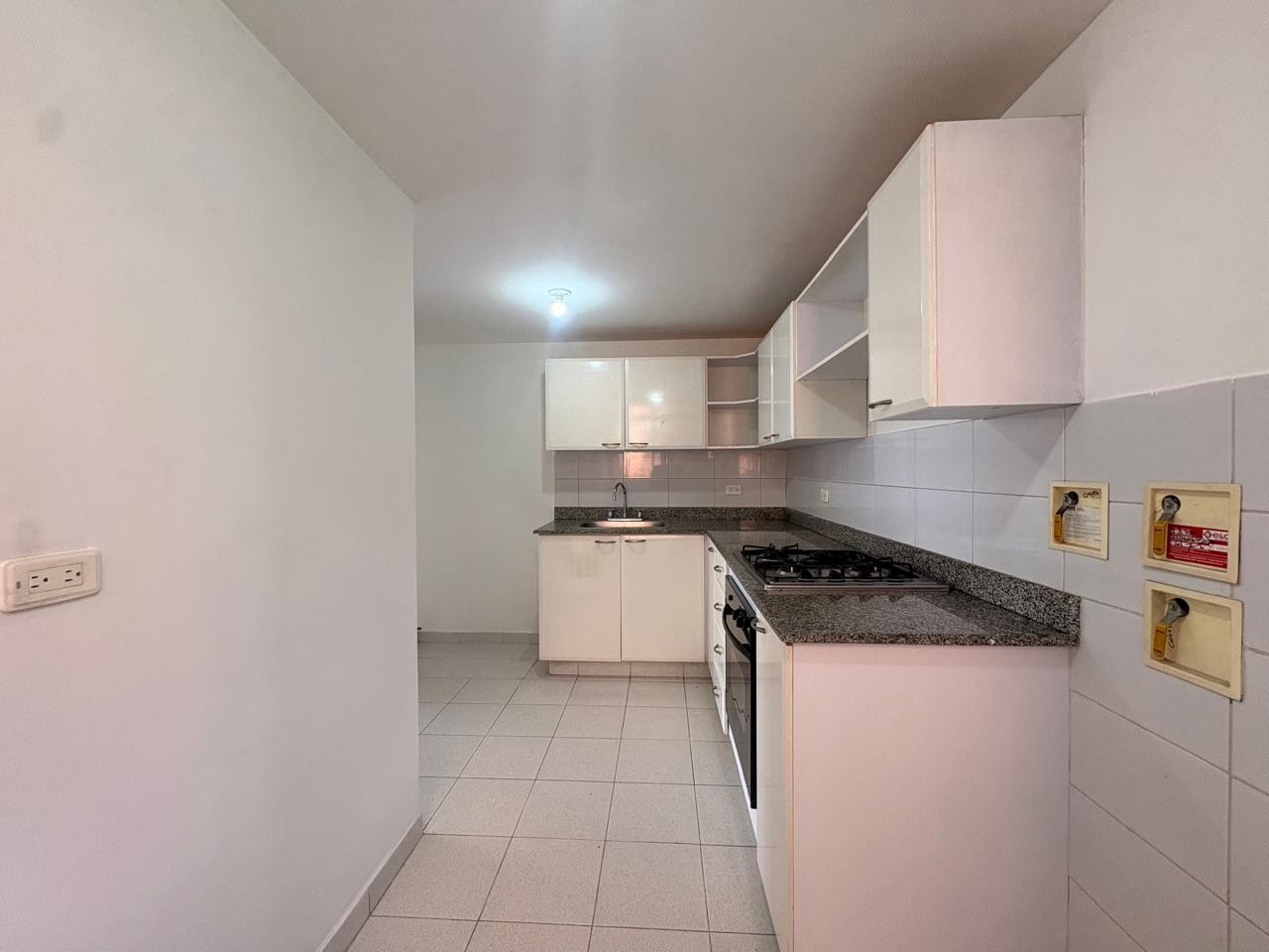 Apartamento en arriendo en Llano Grande, Rionegro · foto 4 de 15