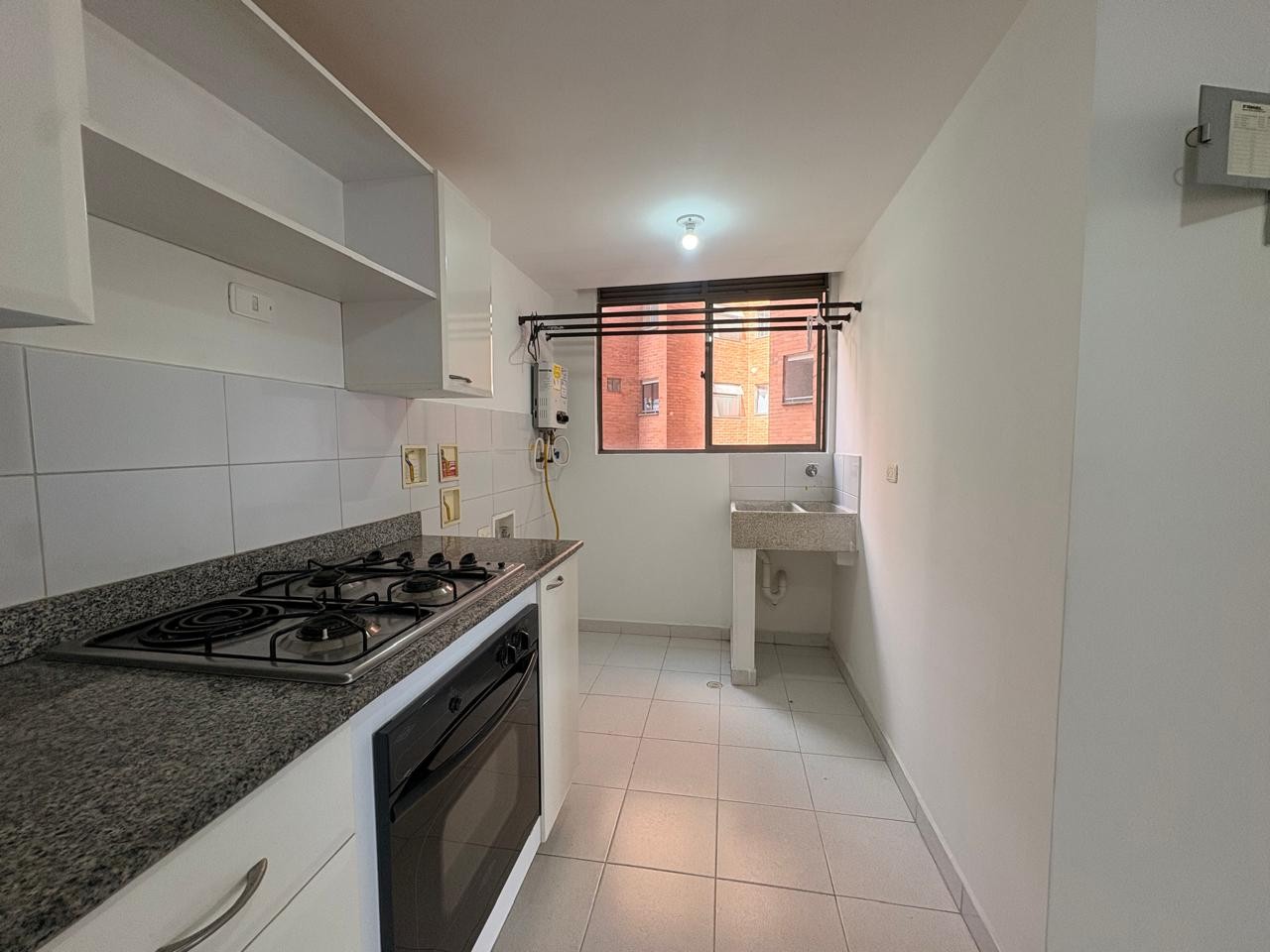 Apartamento en arriendo en Llano Grande, Rionegro · foto 3 de 15