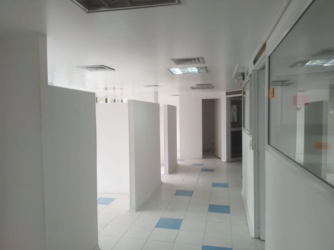 Oficina en arriendo en Camparola, Itagüí, 380 m² · foto 10 de 18
