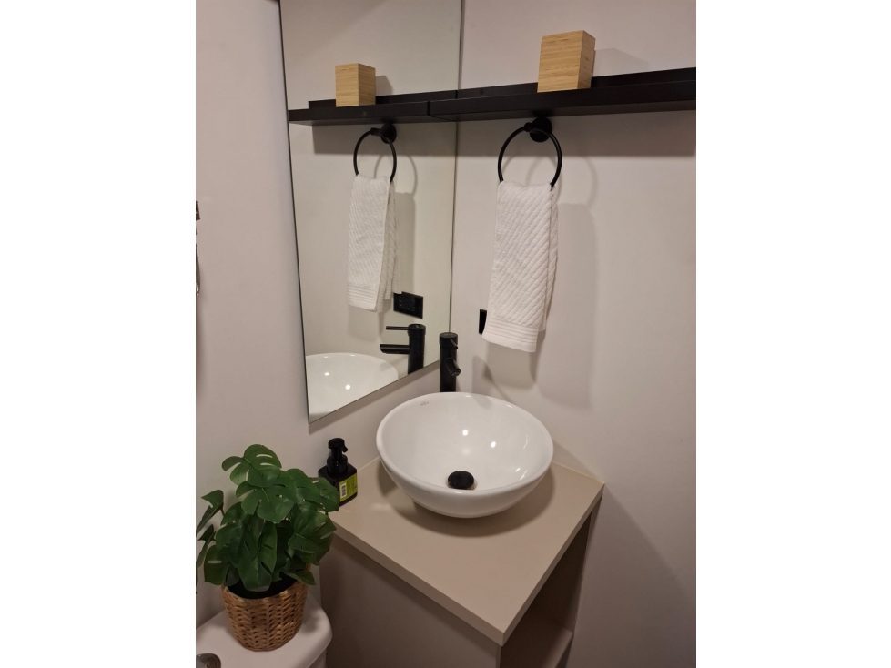 Apartaestudio for sale in Laureles, Medellín 5