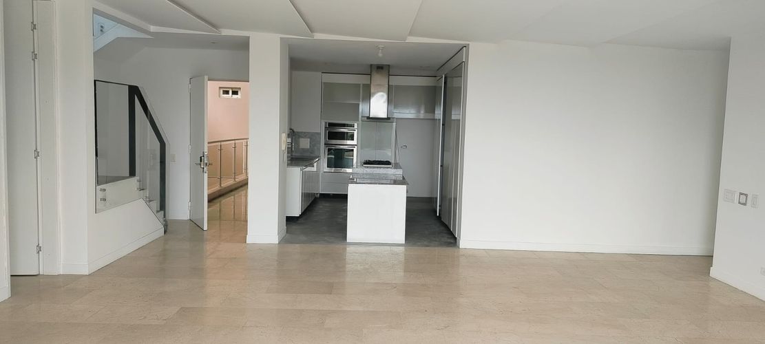 Apartamento de 4 alcobas en venta en Ciudad Jardin, Cali, 220 m² · foto 19 de 24