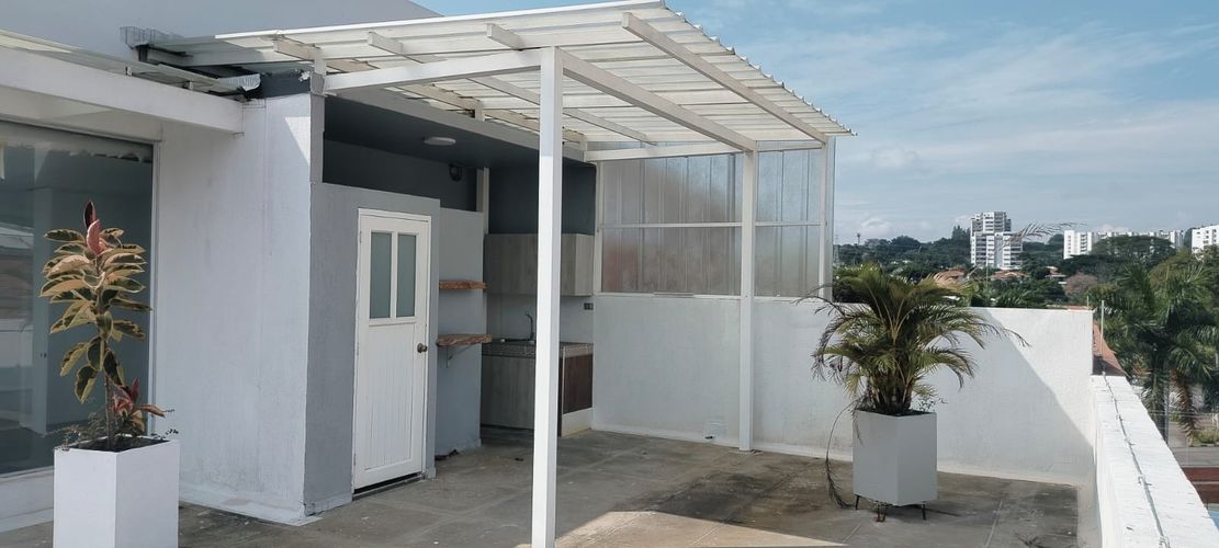 Apartamento de 4 alcobas en venta en Ciudad Jardin, Cali, 220 m² · foto 5 de 24