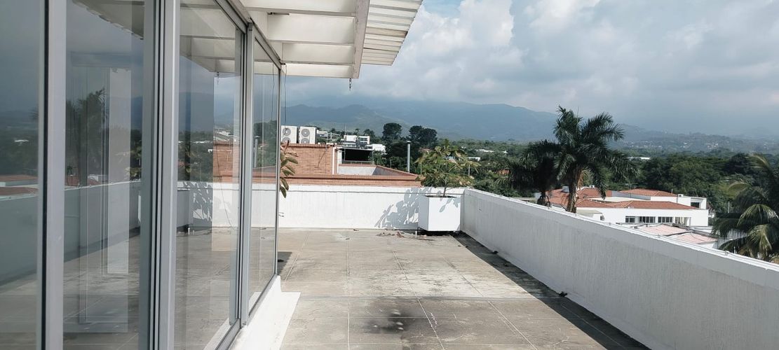 Apartamento de 4 alcobas en venta en Ciudad Jardin, Cali, 220 m² · foto 15 de 24
