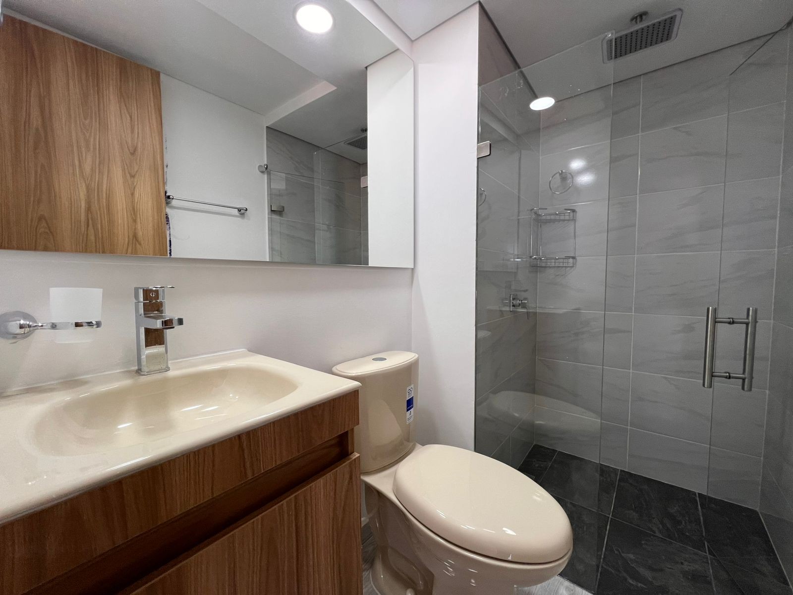 Apartamento en arriendo en Llano Grande, Rionegro · foto 14 de 15