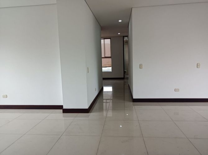 Apartamento de 3 alcobas en arriendo en Santa Maria De Los Angeles, Medellín, 125 m² · foto 9 de 24