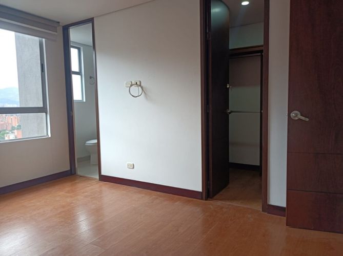 Apartamento de 3 alcobas en arriendo en Santa Maria De Los Angeles, Medellín, 125 m² · foto 11 de 24