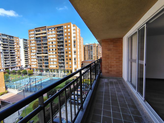 Apartamento en venta en Gran Granada, Bogotá · foto 5 de 24