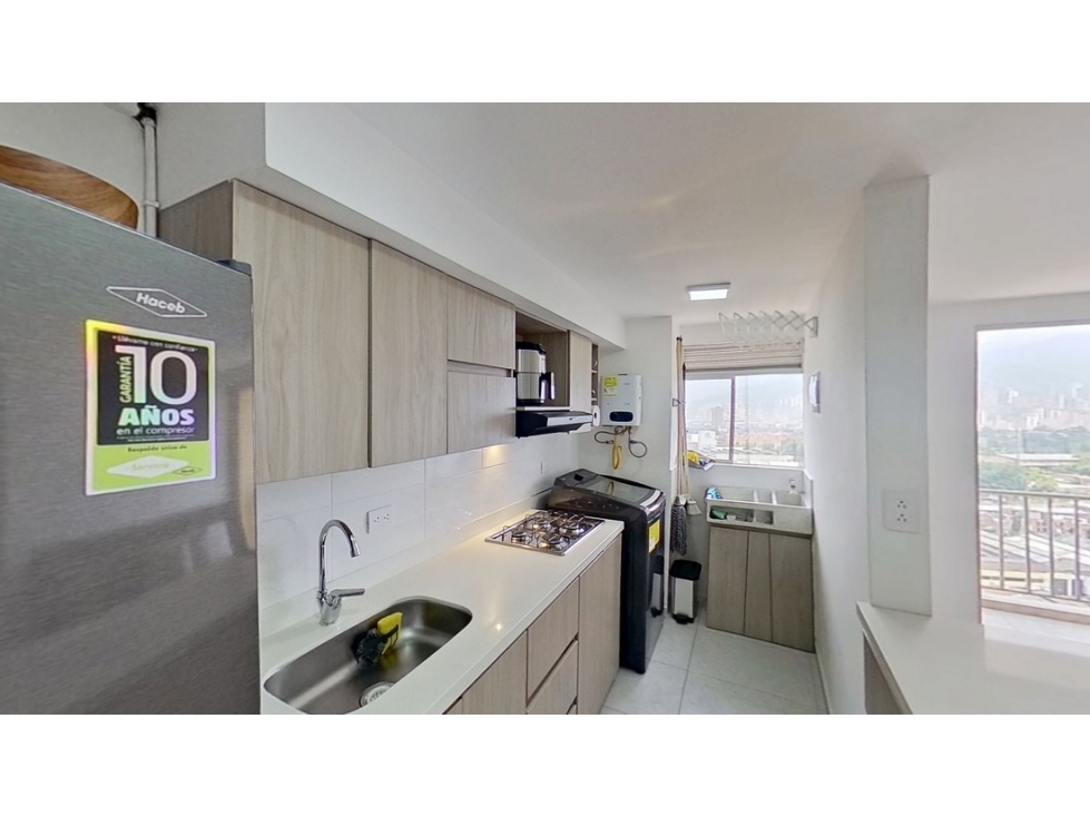 Apartamento en venta en Camparola, Itagüí · foto 4 de 17