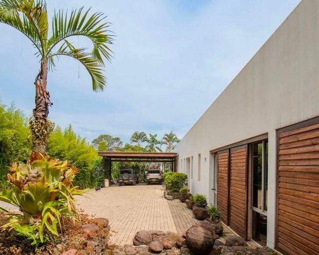 Casa de 4 alcobas en venta en Escobero, Envigado, 349 m² · foto 3 de 15