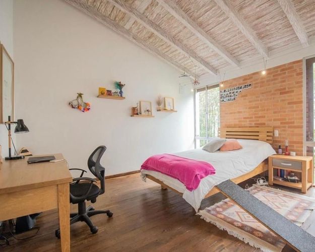 Casa de 4 alcobas en venta en Escobero, Envigado, 349 m² · foto 10 de 15