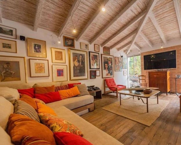 Casa de 4 alcobas en venta en Escobero, Envigado, 349 m² · foto 6 de 15