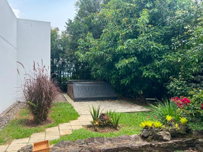 Casa de 4 alcobas en venta en Escobero, Envigado, 349 m² · foto 14 de 15